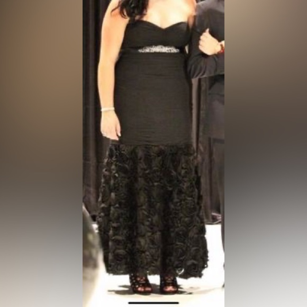 Full length prom/formal dress